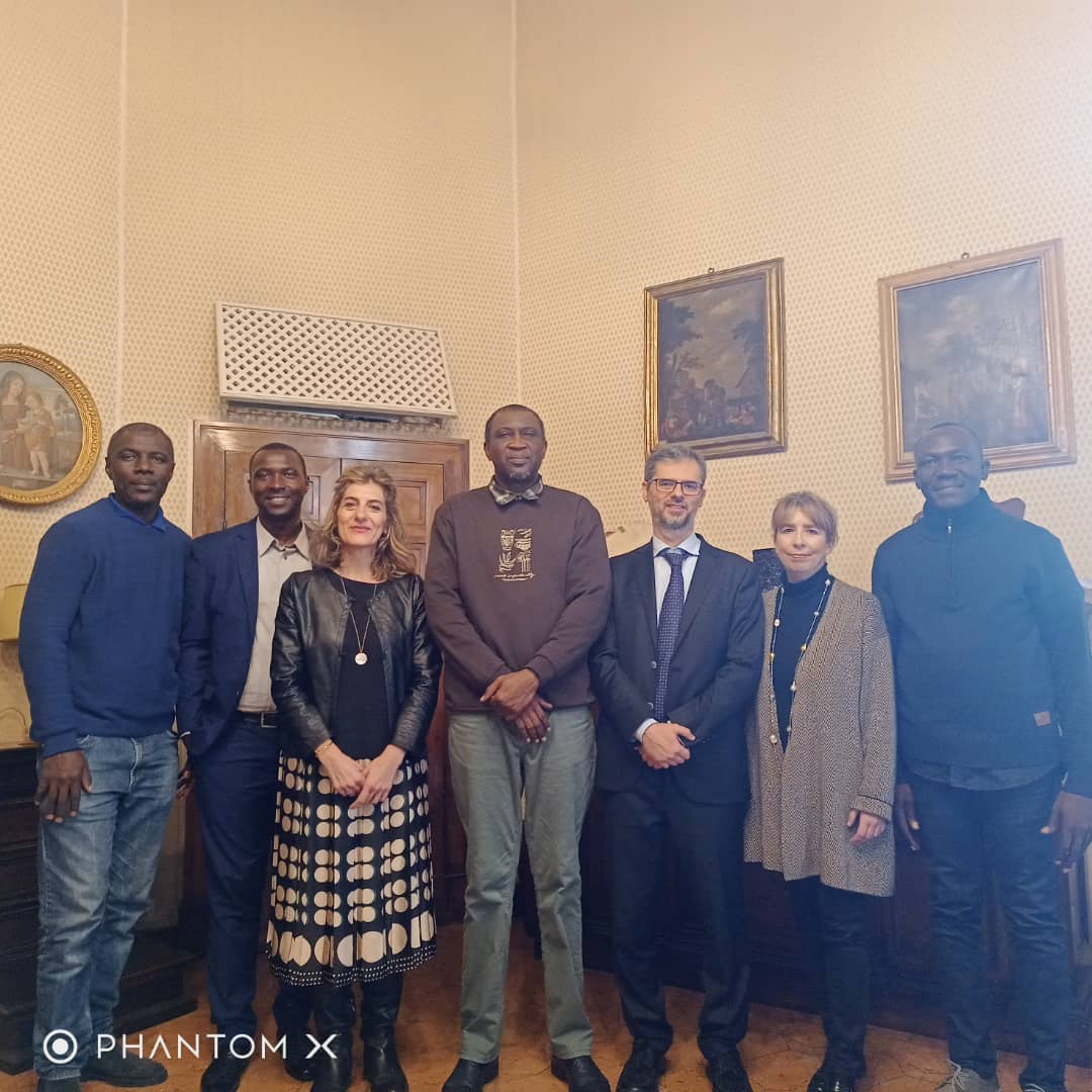 Le Prof Idrissou Alioum, Recteur de l'Université de Maroua et le Prof. Valerio de Cesaris, Recteur de l'Università per Stranieri di Perugia